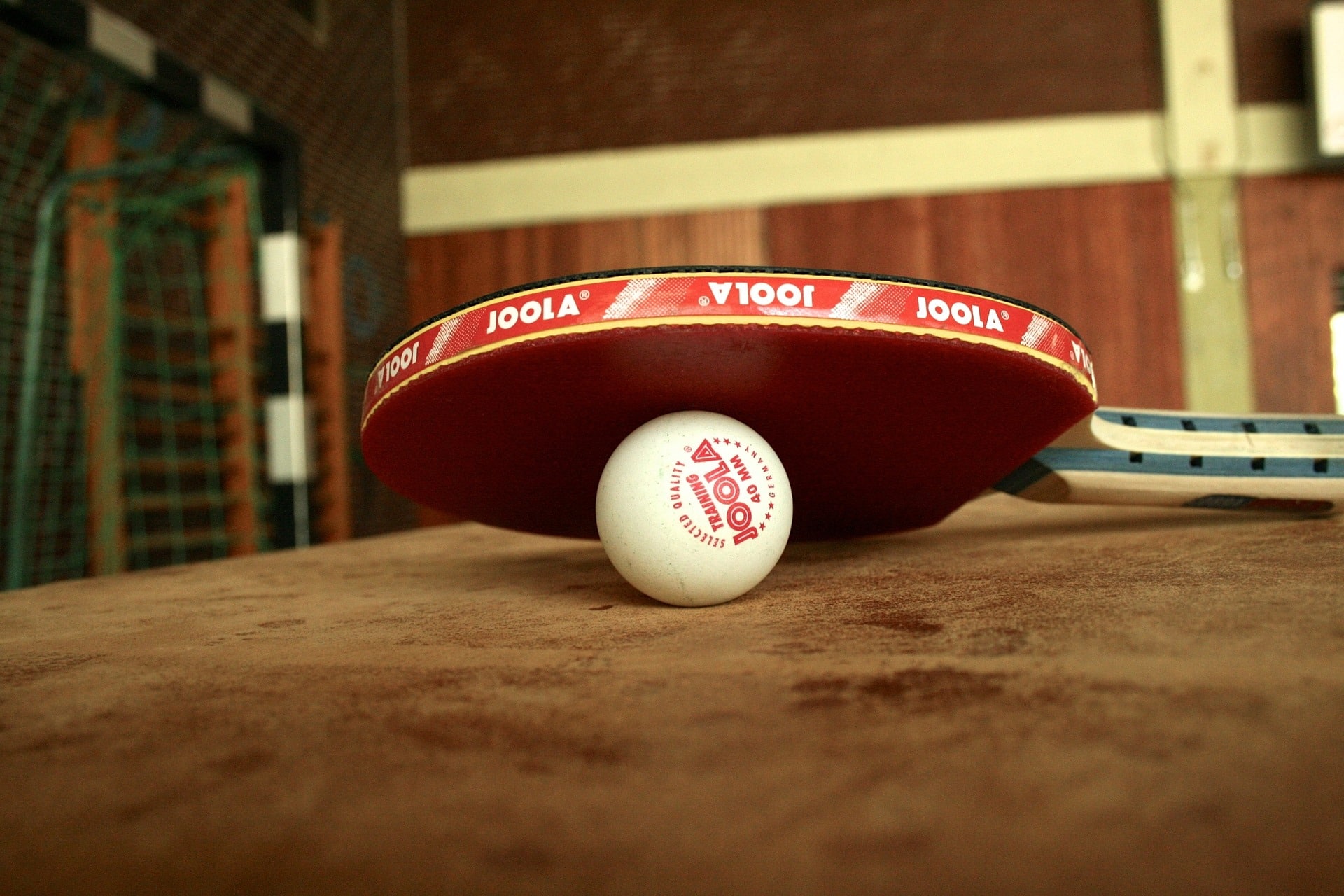 balles ping-pong cabossées beer-pong