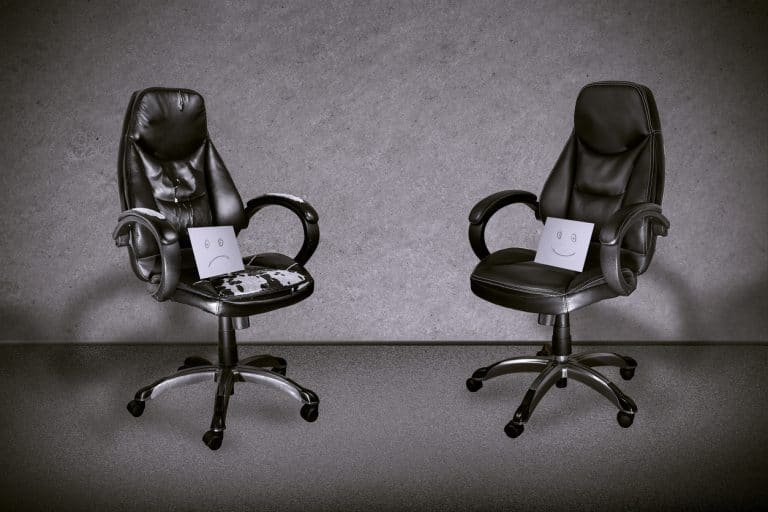 Réparer chaise bureau descend