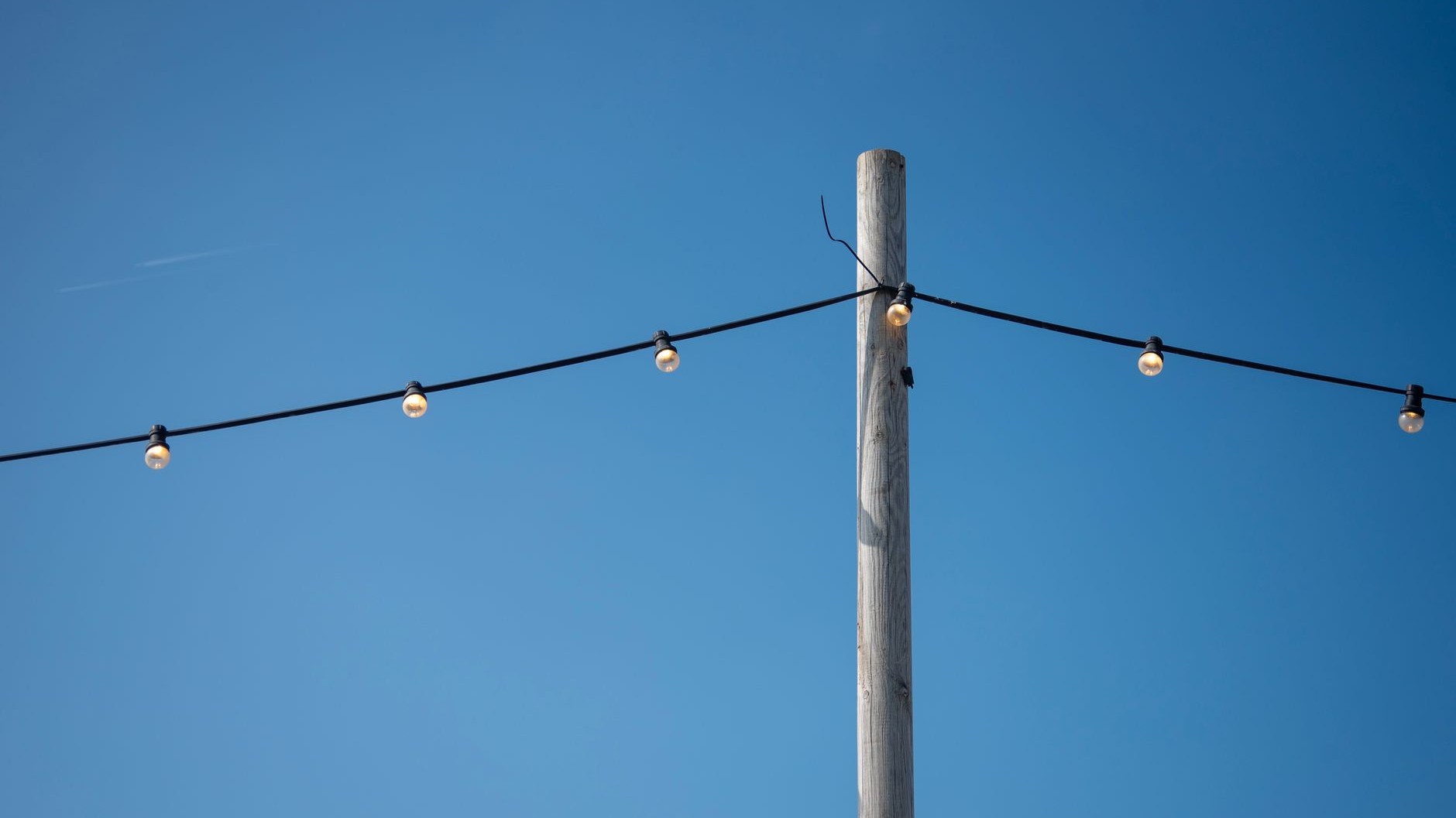 « Je pensais que ma lampe chauffait normalement » : pourquoi son câble d'alimentation vient de la faire retirer des rayons